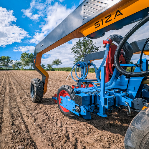 Toogo Robot in field